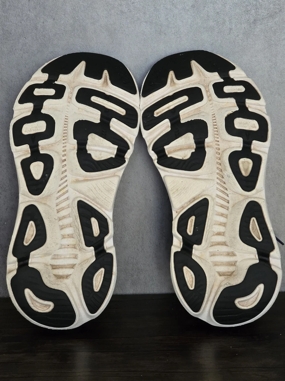 Hoka gaviota athletic